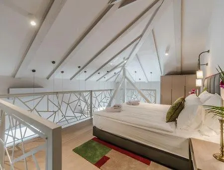 Apartment Ghisi *